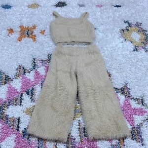 Rylee + Cru Fuzzy Set